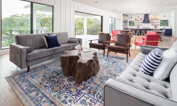 Canyon Lake House | 441 m² House ∙ 8 bedrooms ∙ 30 guests