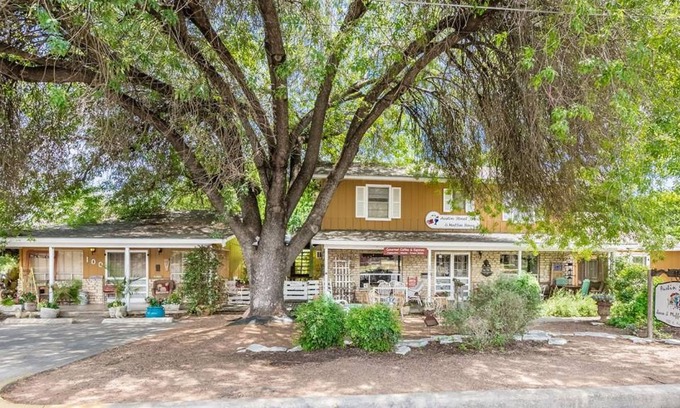 Fredericksburg House | 46 m² House ∙ 1 bedroom ∙ 2 guests