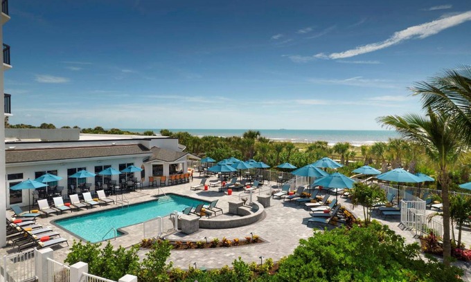 Cocoa Beach Hotel | 47 m² Hotel ∙ 127 guests