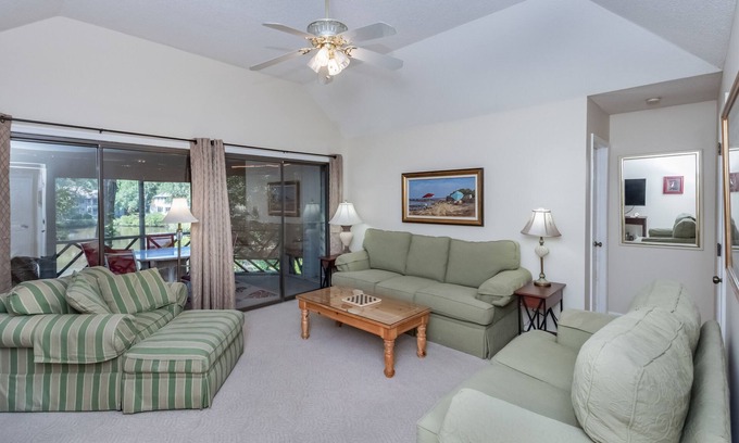 Kiawah Island Condo | 4834 Turtle Cove: 2BR Villa Near Beach, Pets OK, Credit for Bikes/Beach Gear