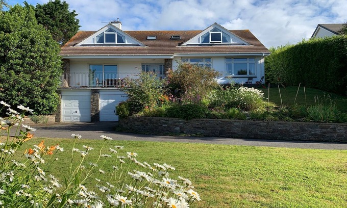Kingsbridge House | 5 bed holiday home nr Thurlestone & Hope Cove
