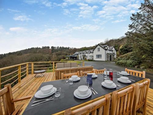 Aberdovey House | 5 Bed in Aberdovey 94475