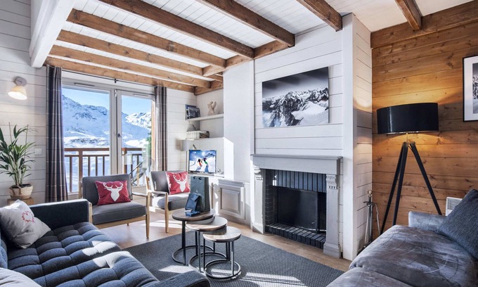 Val-Thorens Apartment | 5-bedroom duplex apartment with pool and sauna, near the slopes