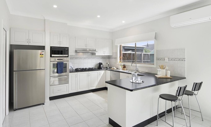 Oakleigh South House | 5 bedroom family home in Oakleigh South