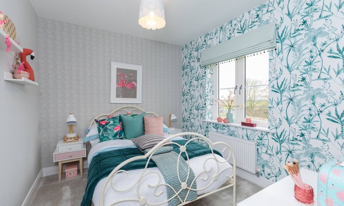 Bicester House | 5 Bedroom House located near The Heyford for fab food & drinks & BicesterVillage