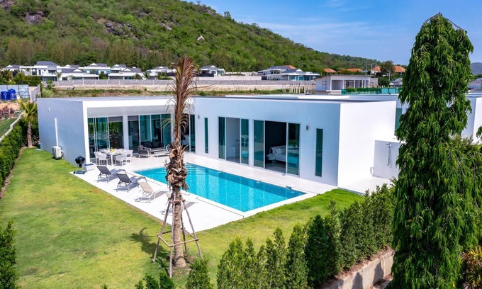 Khao Tao Villa | 5 Bedroom Modern Pool Villa (KH-A7)
