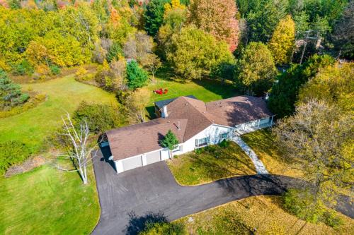 King House | 5 Bedroom Vacation Cottage - King City