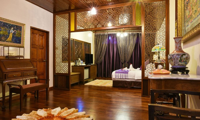 Taman Kota Laksamana Hotel | 5 Heeren