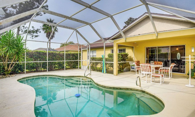 Palm Harbor House | 5 Mi to Beaches: Family Getaway in Palm Coast!