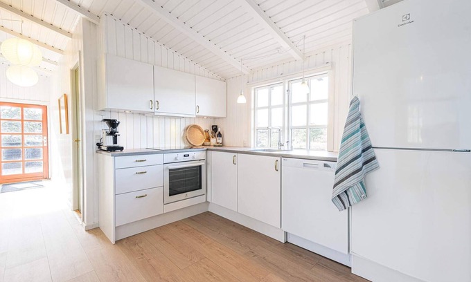 Henne Strand House | 5 person holiday home in Henne