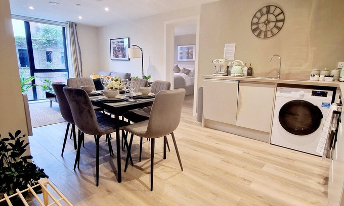 Everton Apartment | 5 Star, Luxerious New flat in Liverpool City Centre