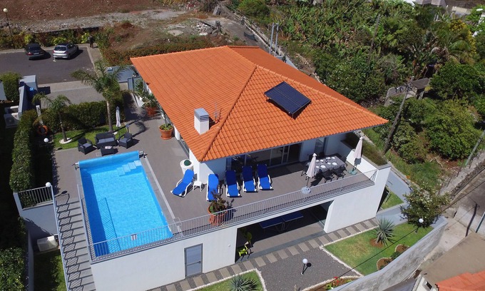 Arco da Calheta Villa | 5 Star Rainbow "Blue Villa" Heated pool, Sauna, Jaccuzi, Air cond,