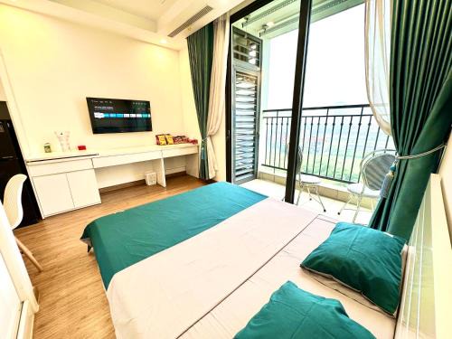 Tu Liem Apartment | 5 Star Studio Apt In Delux Vinhomes Green Bay Near Keangnam And My Dinh