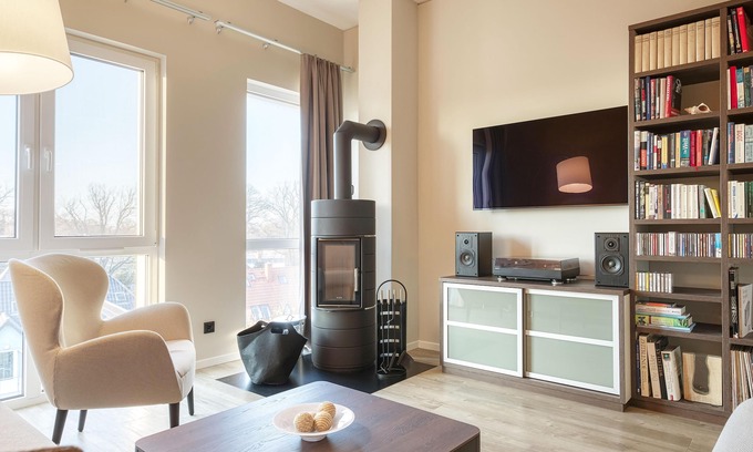 Ostseebad Wustrow Apartment | 5-star vacation apartment Kaptain`s Huus between the Baltic Sea and the Bodden