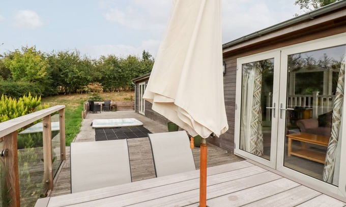 Looe Cottage | 5 TREE TOPS, family friendly, luxury holiday cottage in Lanreath