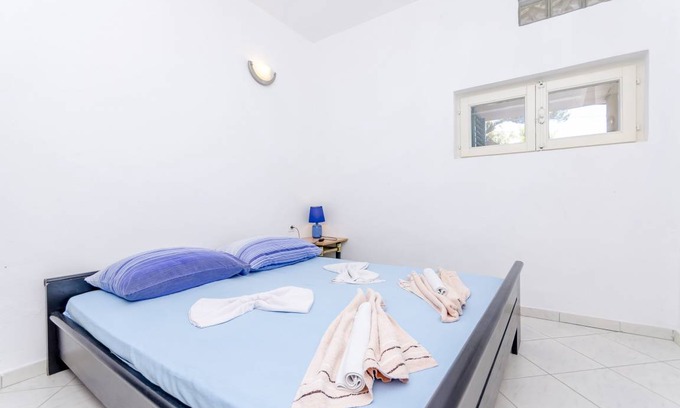 Stomorska Apartment | 50 m² Apartment ∙ 1 bedroom ∙ 2 guests