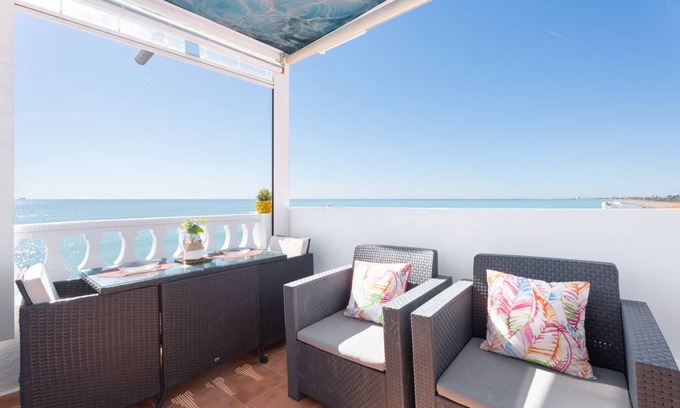 Playa de Almarda House | 50 m² House ∙ 2 bedrooms ∙ 4 guests
