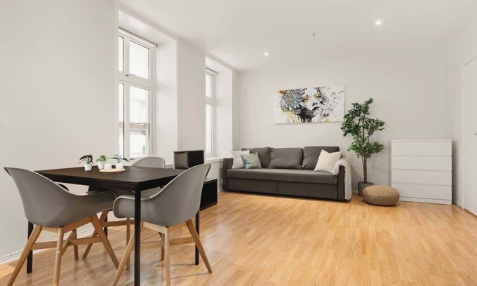 Bergenhus Condo | 500m to Bryggen I 1 min to busstop I Easy check-in