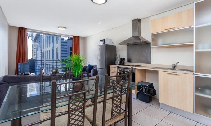 Cape Town City Centre Apartment | 504 Greenmarket Place