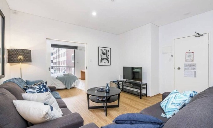 Perth Central Business District Apartment | 504 - Perth CBD Huge 1BR 1BA Beauty