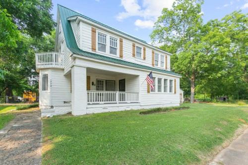 Birmingham House | 52nd Ensley Chic