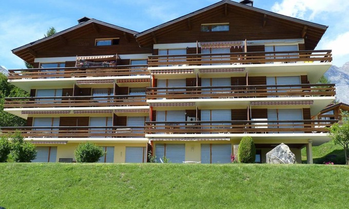 Ovronnaz Apartment | 53 m² Apartment ∙ 2 bedrooms ∙ 6 guests