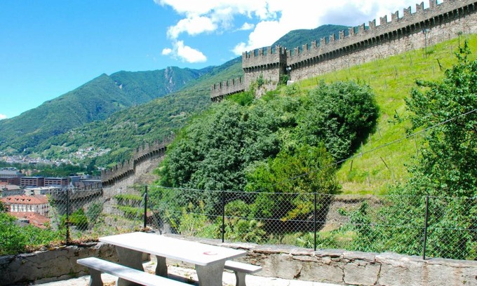 Bellinzona Other | 55 m² Accommodation ∙ 2 bedrooms ∙ 4 guests