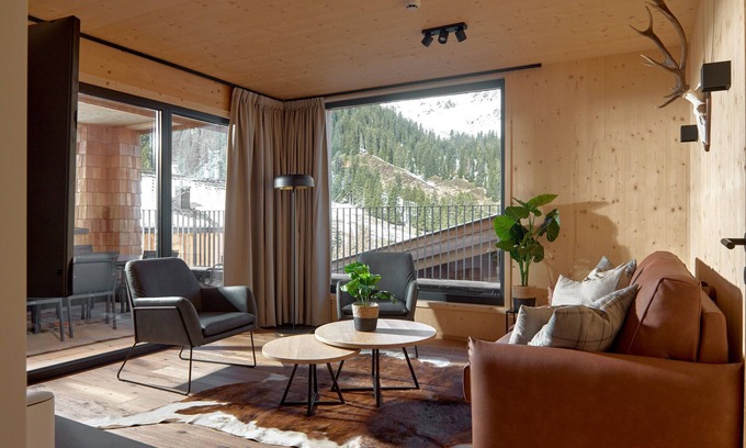 Gargellen Apartment | 5807 Alm-Lodge set Ski-in-out