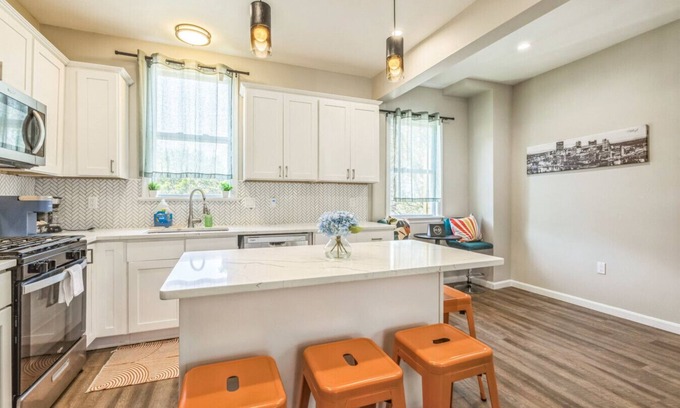 Mount Washington House | 5BDRM Escape in Mt. Washington