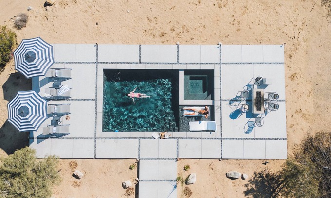 Joshua Tree House | 5BR 4BTH Heated Pool, Hot Tub, Disc Golf, RV Lots, 5 mins to JTNP