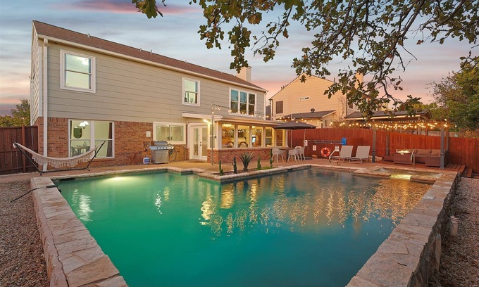 North Richland Hills House | 5BR w/Backyard Paradise, Pool, Cinema, Games