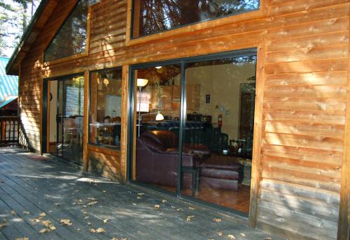 North Wawona Ski Chalet | 5N Edmond's Place