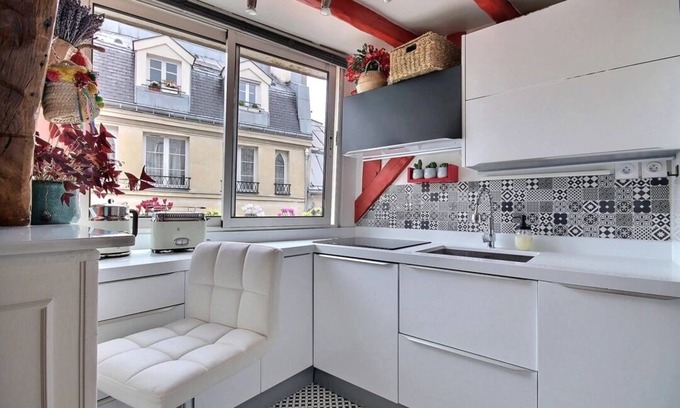 Les Halles Apartment | 5TH FLOOR,Palais Royal - Musee du Louvre, Louvre - Rivoli