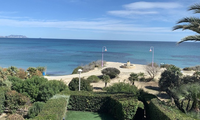 Coveta Fuma Ski Chalet | 6 Bedroom Chalet in El campello