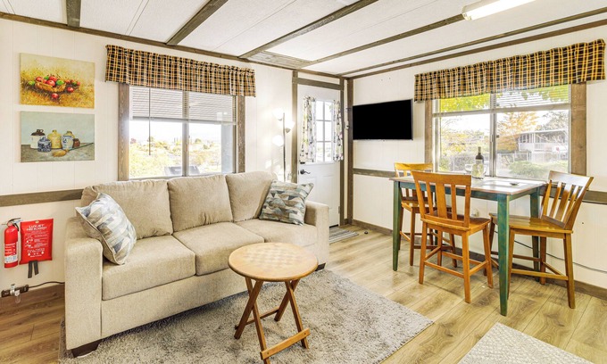 Cottonwood-Verde Village House | 6 Mi to Old Town, Panoramic Views: Cottonwood Gem!