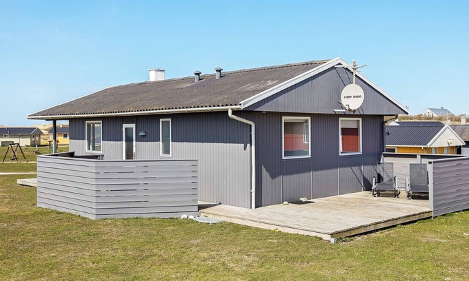 Trans House | 6 person holiday home in Lemvig