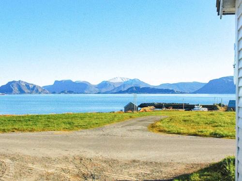 Haram House | 6 person holiday home in Fjørtoft