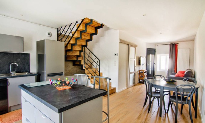 Saint-Julien-Chapteuil Apartment | 60 m² Apartment ∙ 1 bedroom ∙ 3 guests