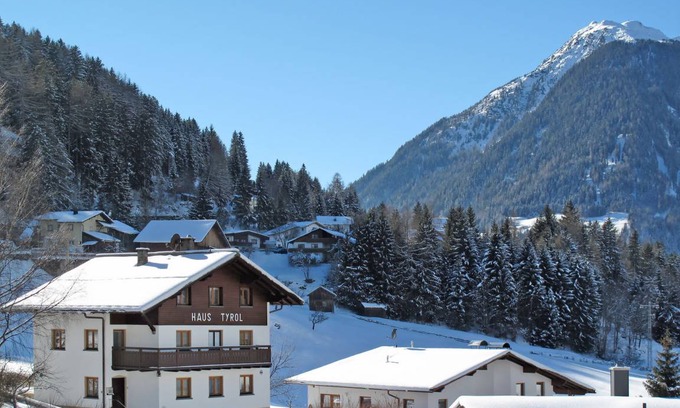 Tobadill Apartment | 60 m² Apartment ∙ 3 bedrooms ∙ 5 guests