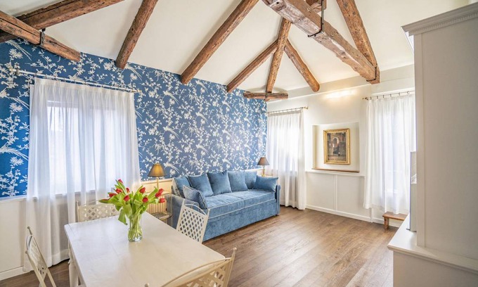 Dorsoduro Apartment | 62 m² Apartment ∙ 1 bedroom ∙ 3 guests