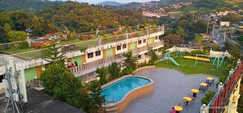 Antipolo Apartment | 641 F A M I L Y with FREE WIFI & NETFLIX!