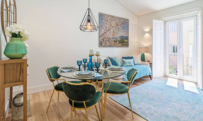 Lisbon Old Town Apartment | 65 m² Apartment ∙ 2 bedrooms ∙ 4 guests