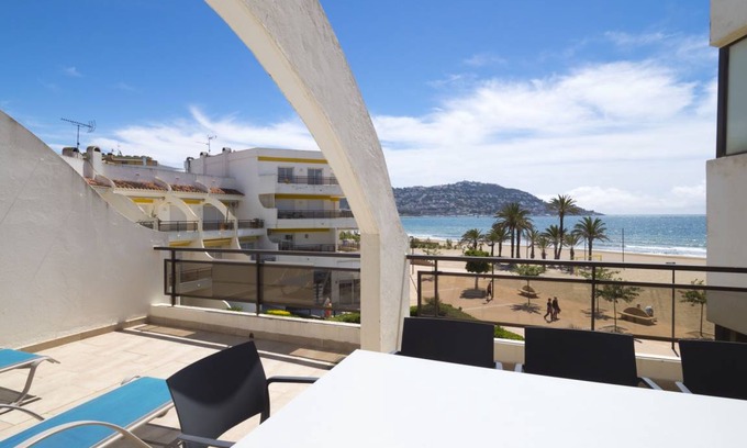 Santa Margarida Apartment | 65 m² Apartment ∙ 2 bedrooms ∙ 6 guests