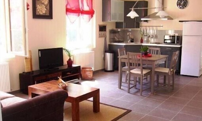 Coupvray Apartment | 668 ft2 (62M2) APARTMENT HOUSE, 9 MIN OF DISNEYLAND PARIS, CHESSY AND 30 MINUTES