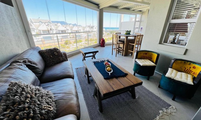 Big Bay Apartment | 69Turtles