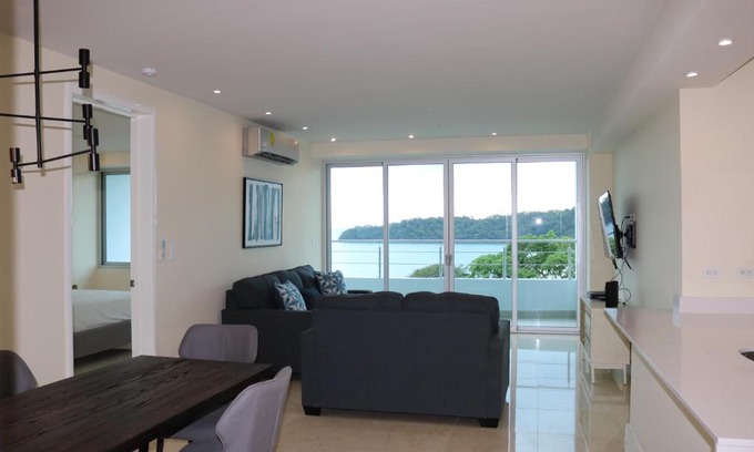 Playa Bonita Village Apartment | 6E Floor to Ceiling Oceanview Resort Panama