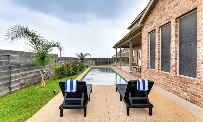 Bonanza House | 7 Mi to Lake Casa Blanca: Laredo Family Home!