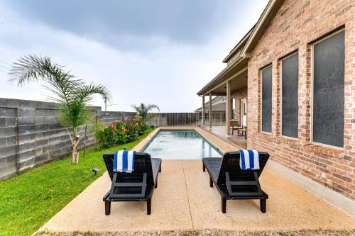 Bonanza House | 7 Mi to Lake Casa Blanca Laredo Family Home!