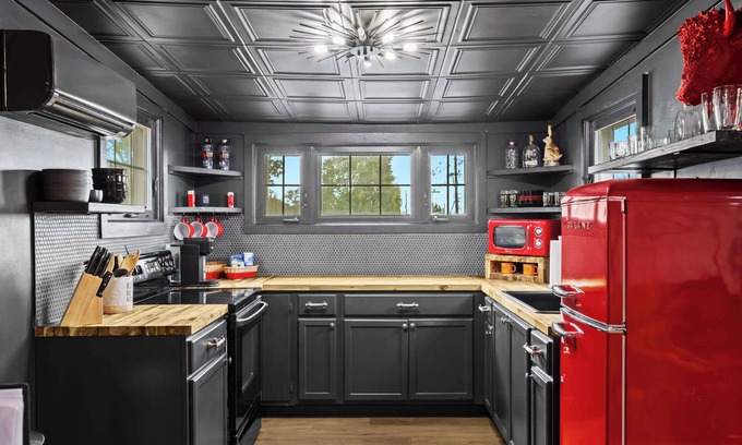 Audubon Apartment | 7 Spacious Units Close to Downtown & Expo Center