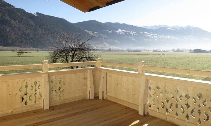 Strass im Zillertal Apartment | 70 m² Apartment ∙ 2 bedrooms ∙ 4 guests